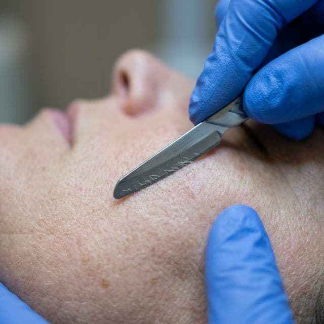 Studio B Skin Glass Skin Facial (70 min)